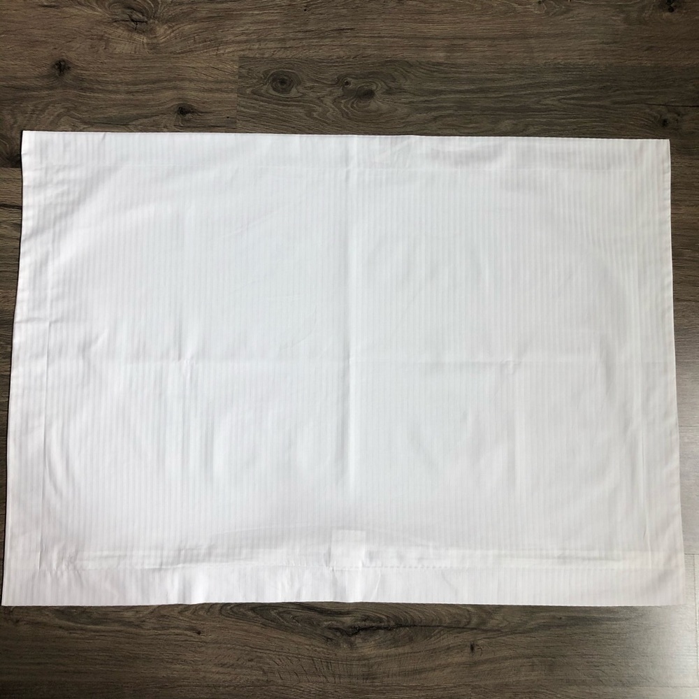 New Set Of King Size Pillow Shams. - Picture 6 of 8